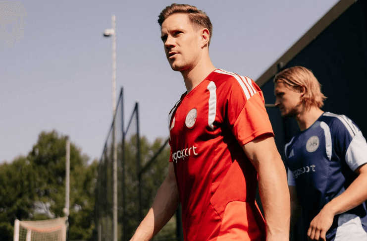Marc-Andre-ter-Stegen-Ajax-Istimewa